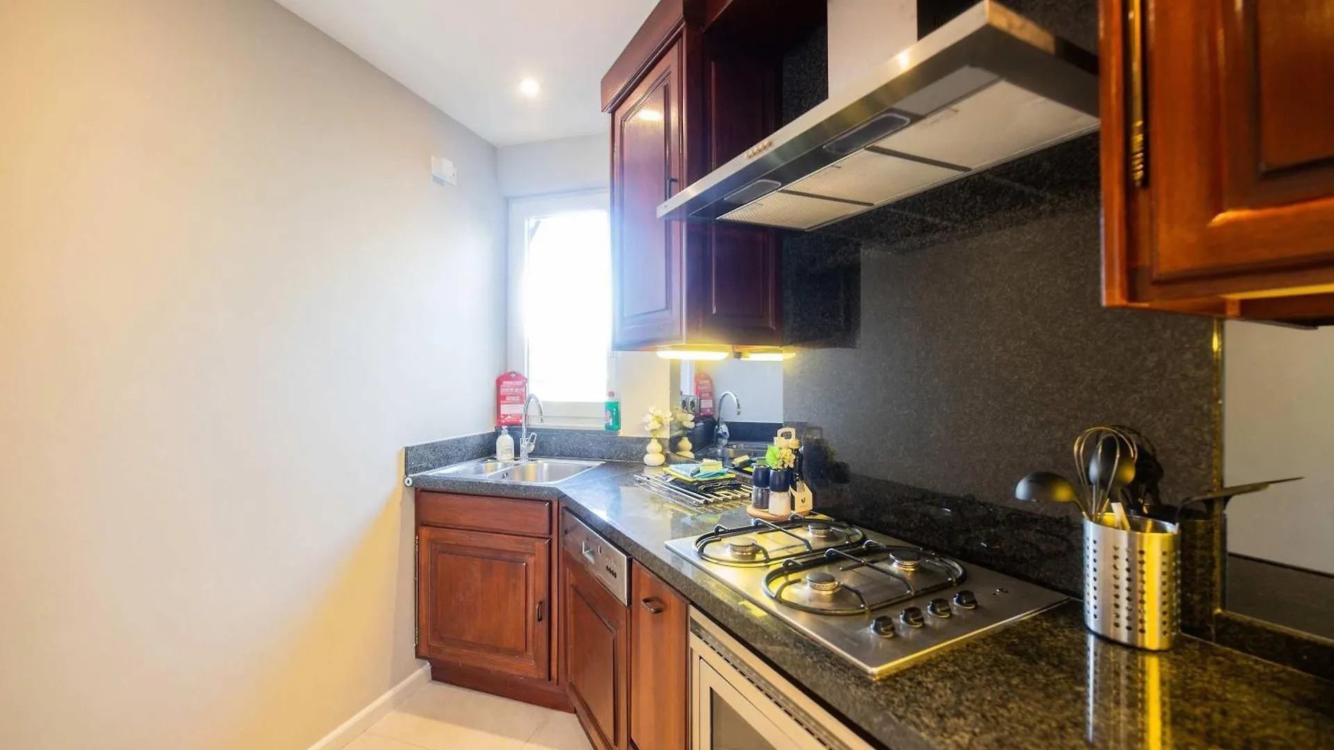 Supreme 75M2 Two-Bedroom Apartment - Vw142 埃因霍温 0*,